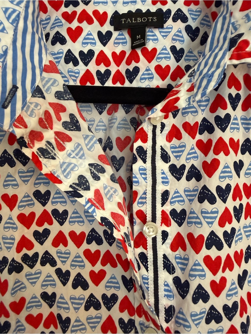 Talbots White Button-Down Shirt with Red & Navy Heart Print - Picture 3 of 5